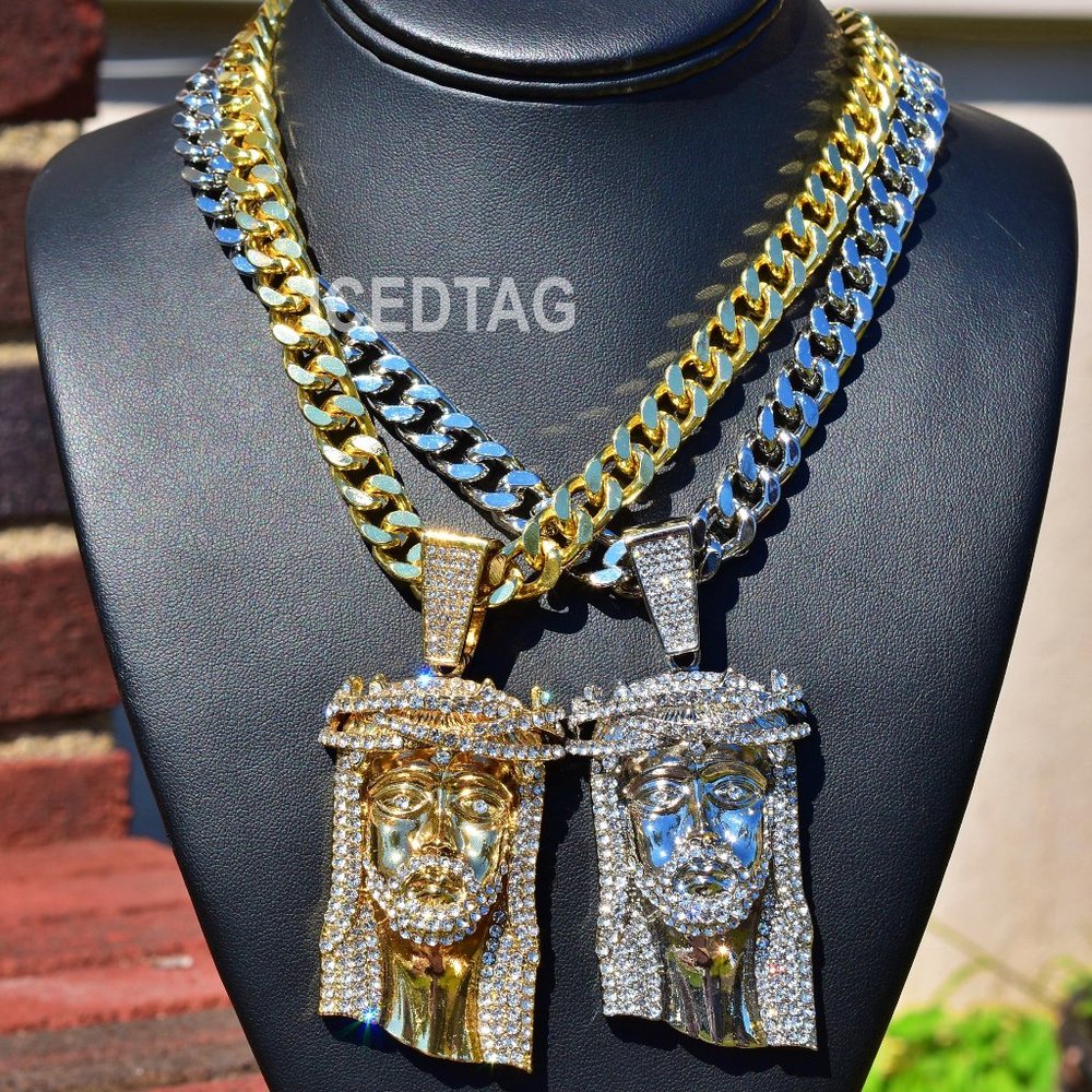 Jumbo Lab Diamond Iced Out Gold Plated Jesu head Pendant & 30" Necklace Chain